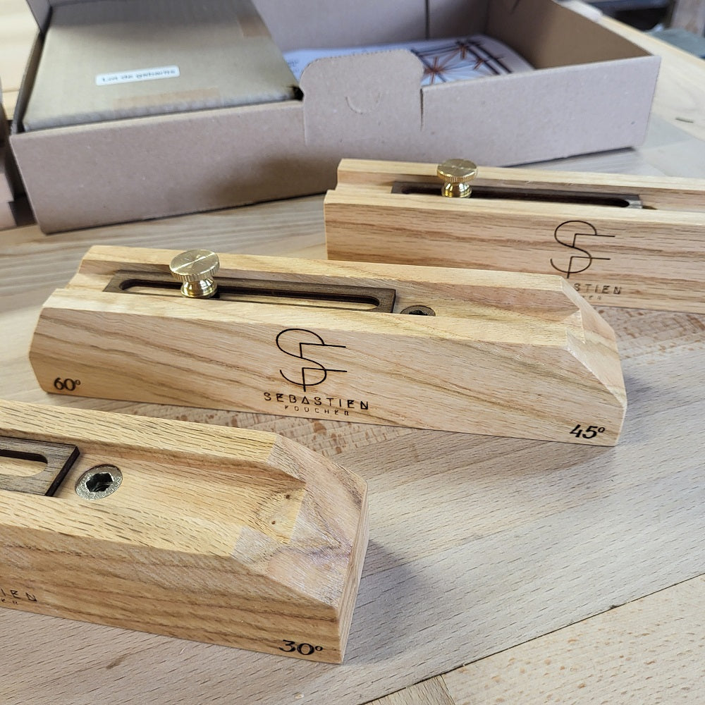 Lot de 3 gabarits avec 6 angles + kit d'apprentissage offert.